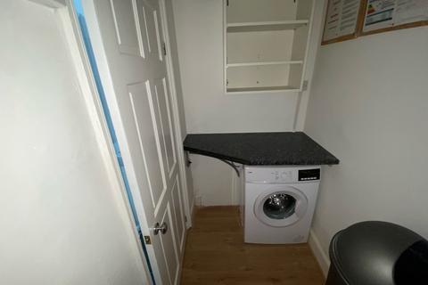 Studio to rent, Grafton Road, Bedford, MK40