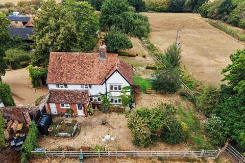 2 bedroom detached house to rent, Wellpond Green, Ware SG11
