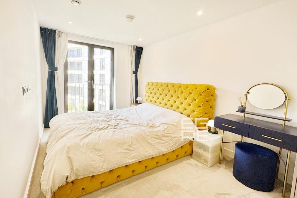 Apartment in London - View 5