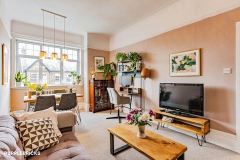 1 bedroom flat for sale, Inverton Road, Honor Oak, SE15