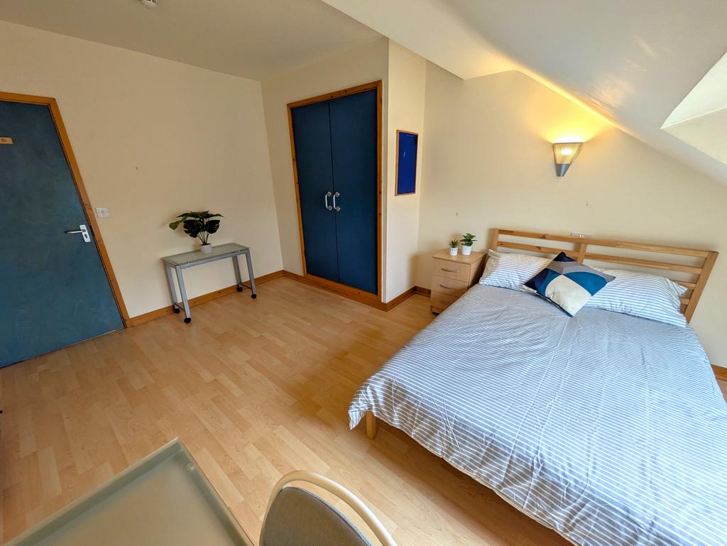 House in Nottingham - View 3