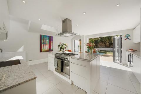 5 bedroom terraced house for sale, Chelverton Road, Putney