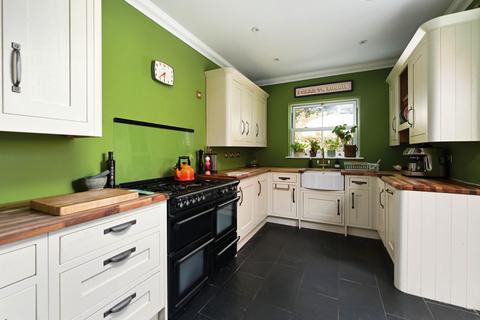 undefined, Peabody Road, Farnborough, GU14