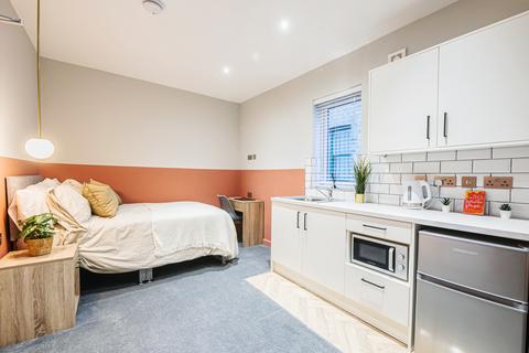 Studio to rent, Room 5, 125 Mayors Walk West Town, Peterborough, Cambridgeshire