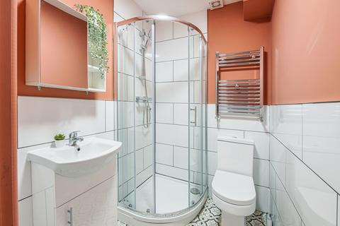 Studio to rent, Room 5, 125 Mayors Walk West Town, Peterborough, Cambridgeshire