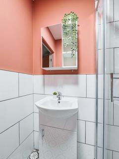 Studio to rent, Room 5, 125 Mayors Walk West Town, Peterborough, Cambridgeshire