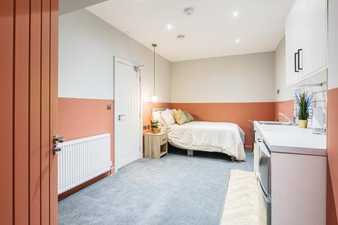 Studio to rent, Room 5, 125 Mayors Walk West Town, Peterborough, Cambridgeshire