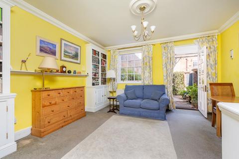 3 bedroom terraced house for sale, Parchment Street, Winchester, SO23