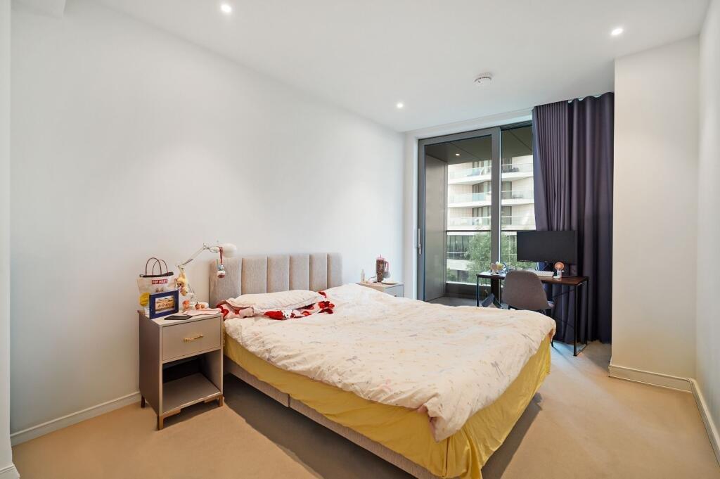 Apartment in London - View 5