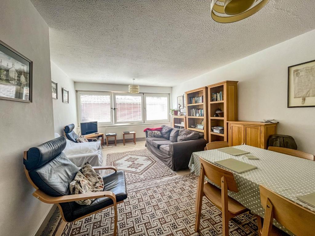 Apartment in Cambridge - View 2