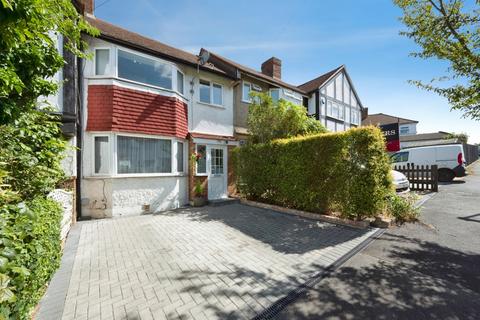 Buckland Way, Worcester Park, KT4