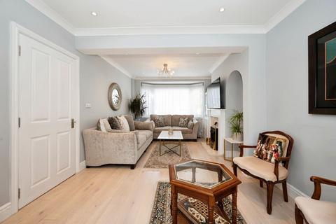 3 bedroom terraced house for sale, Buckland Way, Worcester Park, KT4
