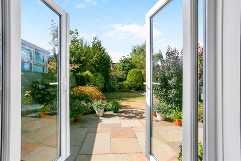 4 bedroom semi-detached house for sale, Rossdale, Sutton