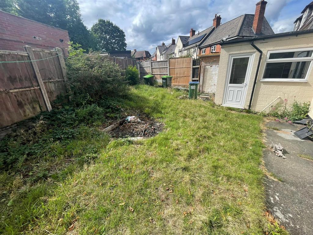 House in Sandwell, Londonderry, Queen's Head - View 2