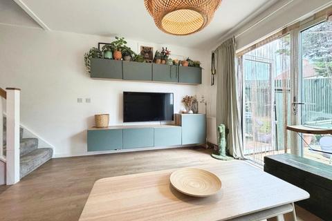 undefined, Seaton Crescent, BS4 1FX