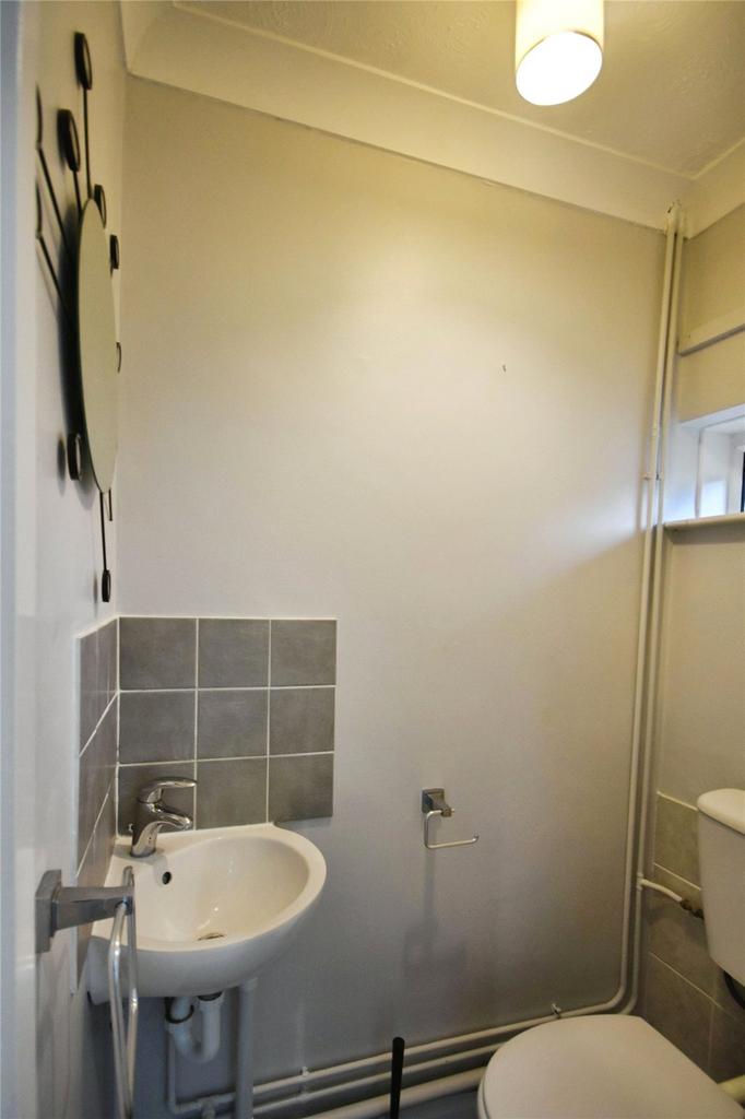 House in Purley on Thames, West Berkshire - View 5