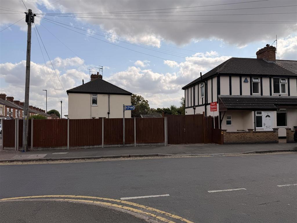House in Oadby and Wigston, South Wigston - View 2
