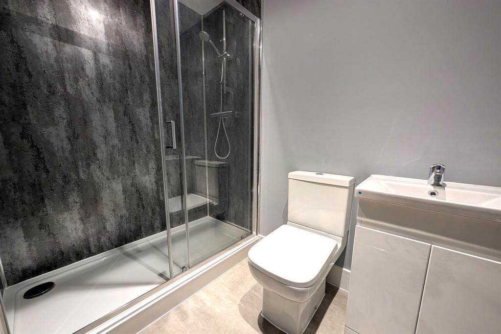 Apartment in Southampton - View 3