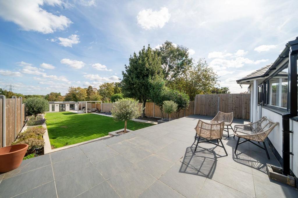 House in London - View 4