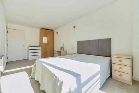 2 bedroom flat to rent, Renaissance Walk Greenwich SE10