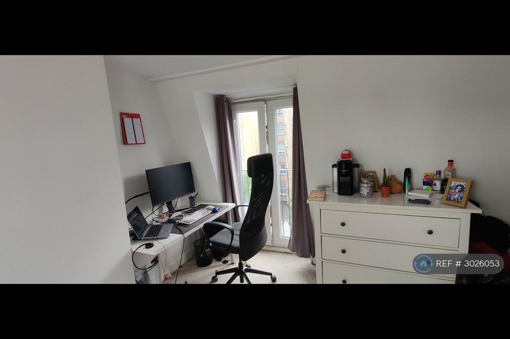 Apartment in London - View 3
