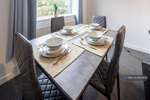 3 bedroom semi-detached house to rent, Hurston Road, Bristol, BS4