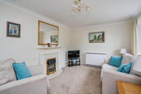 undefined, London Road, Cowplain, Waterlooville, Hampshire, PO8