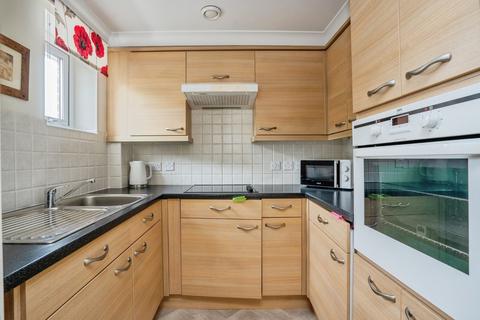undefined, London Road, Cowplain, Waterlooville, Hampshire, PO8