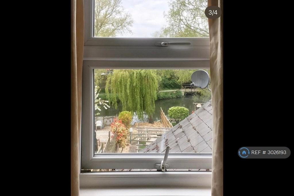 House in Reading, Spring Gardens, Coley - More