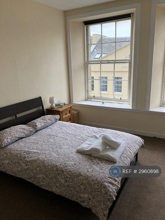 Apartment in Edinburgh, Abbeyhill, Old Town - View 2
