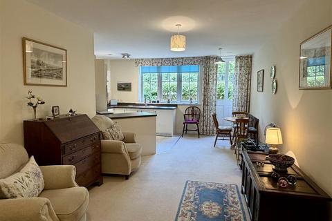 1 bedroom retirement property for sale, Hawkesbury Place Fosseway Stow-on-the-Wold