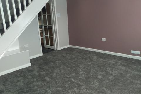 2 bedroom end of terrace house to rent, Shire Close, Leicester LE3