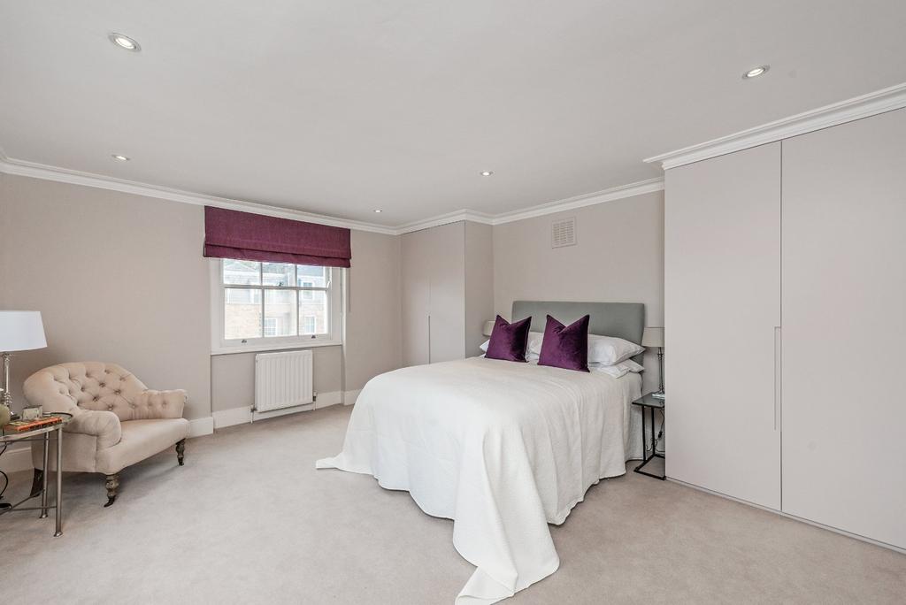 Apartment in London - View 3