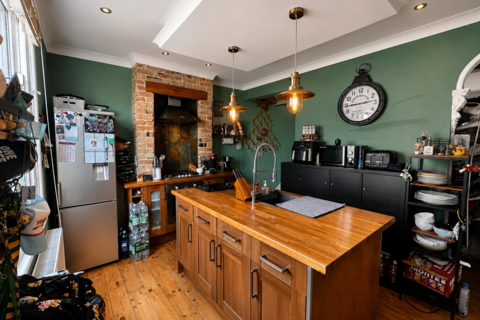 2 bedroom terraced house for sale, Sidney Road, Rochester ME1