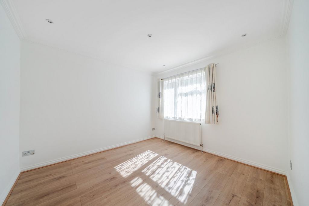 House in London - View 5