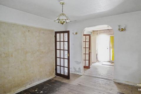 undefined, Toorack Road, Harrow HA3