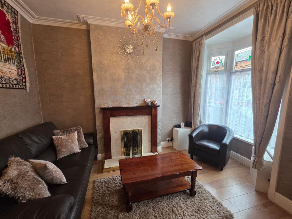 House in Birmingham, West Midlands - View 3