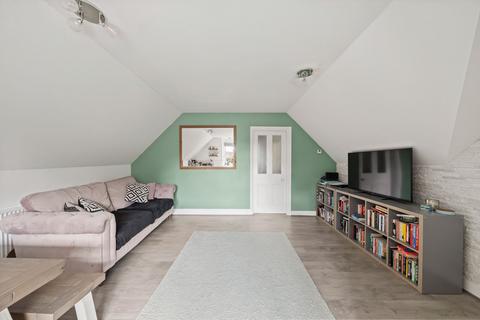 2 bedroom apartment for sale, Grafton Close, Worcester Park, KT4