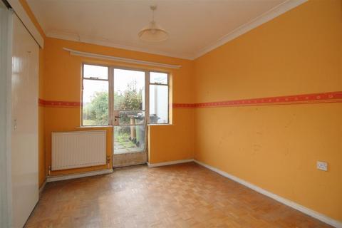 3 bedroom semi-detached house for sale, Morpeth Road, Peterborough