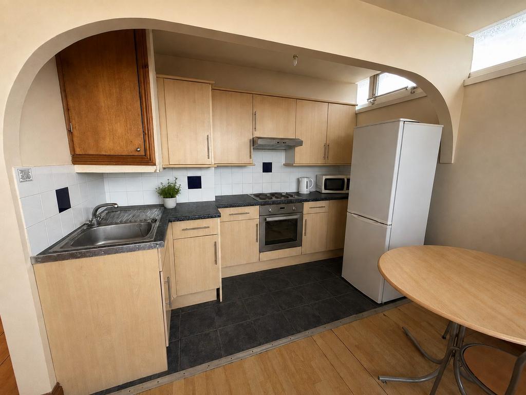Apartment in Southampton - View 2