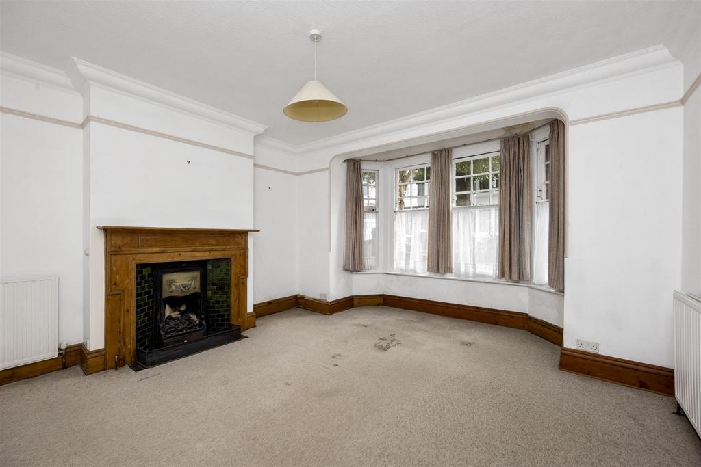 House in Hove, Brighton and Hove - View 3
