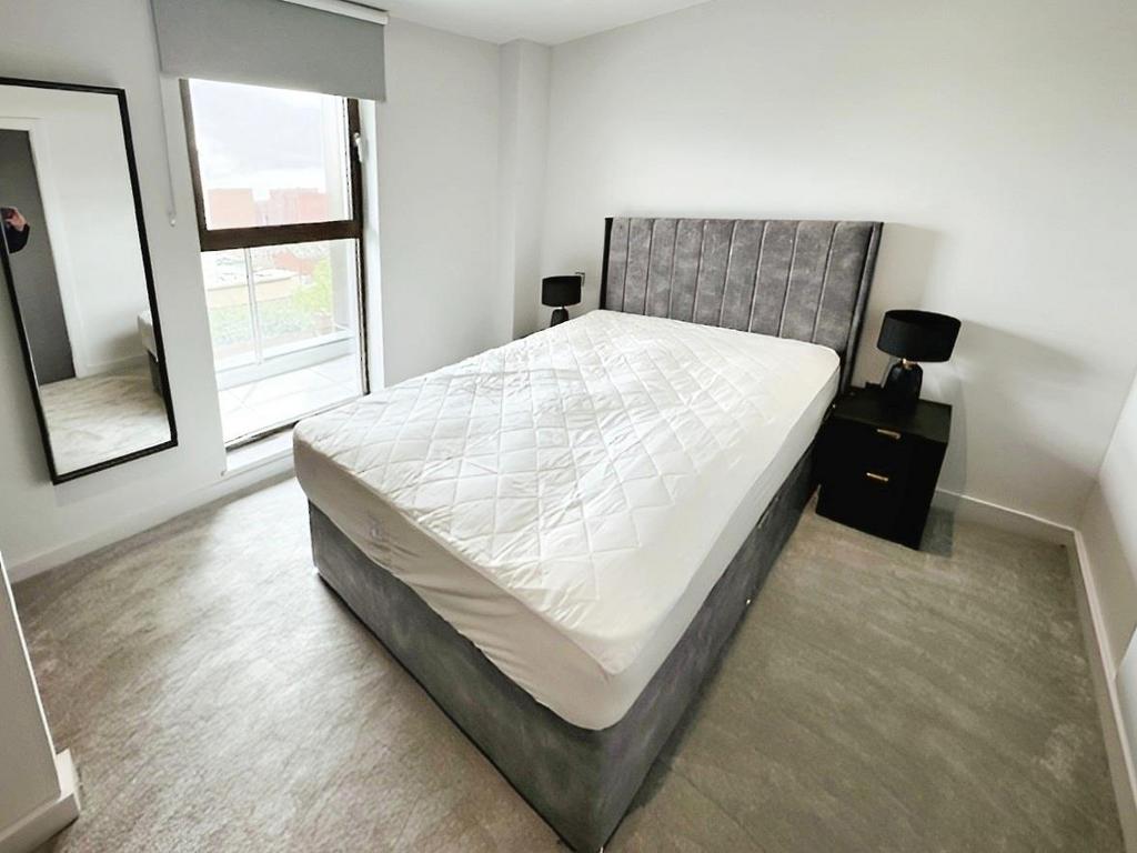 Apartment in Liverpool - View 4