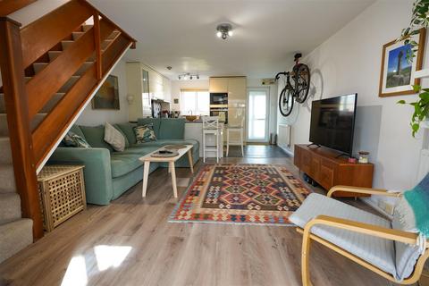 2 bedroom terraced house for sale, Lynton Court, Newton, Swansea