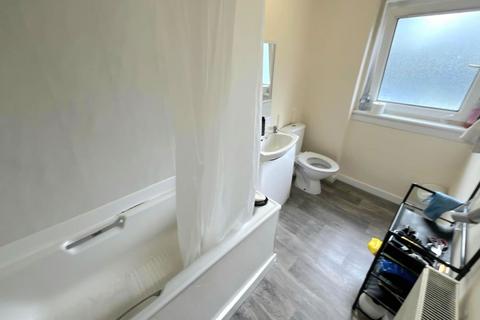 2 bedroom flat for sale, Langbar Path, Flat 0-2, Glasgow G33