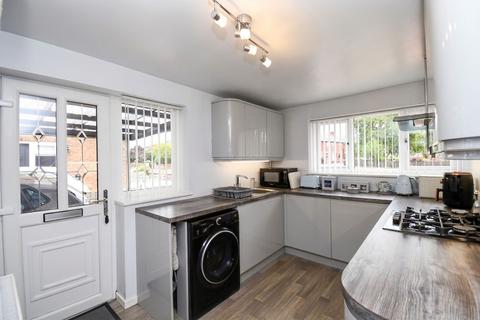 2 bedroom semi-detached bungalow for sale, New Moss Road, Cadishead, M44