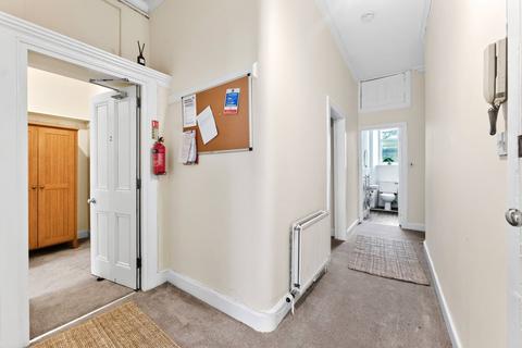 4 bedroom apartment to rent, Dalkeith Road, Edinburgh