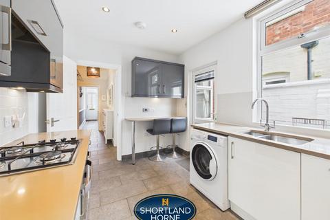 3 bedroom terraced house to rent, St. Osburgs Road, Coventry CV2
