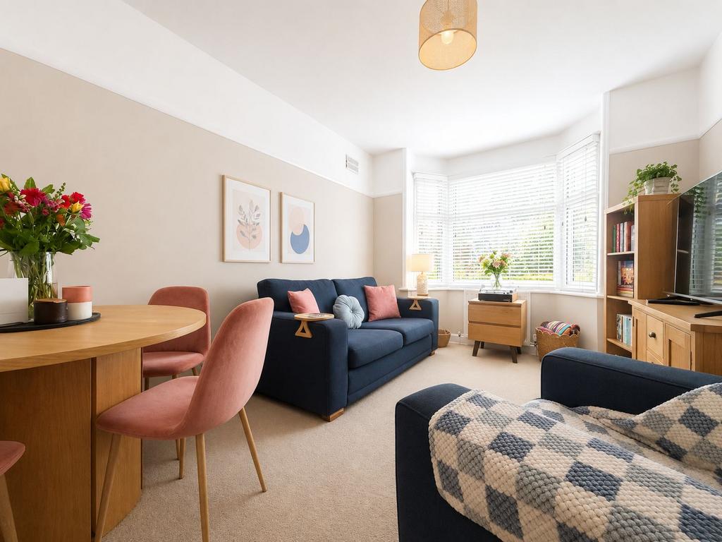 House in Southampton, Midanbury - View 3