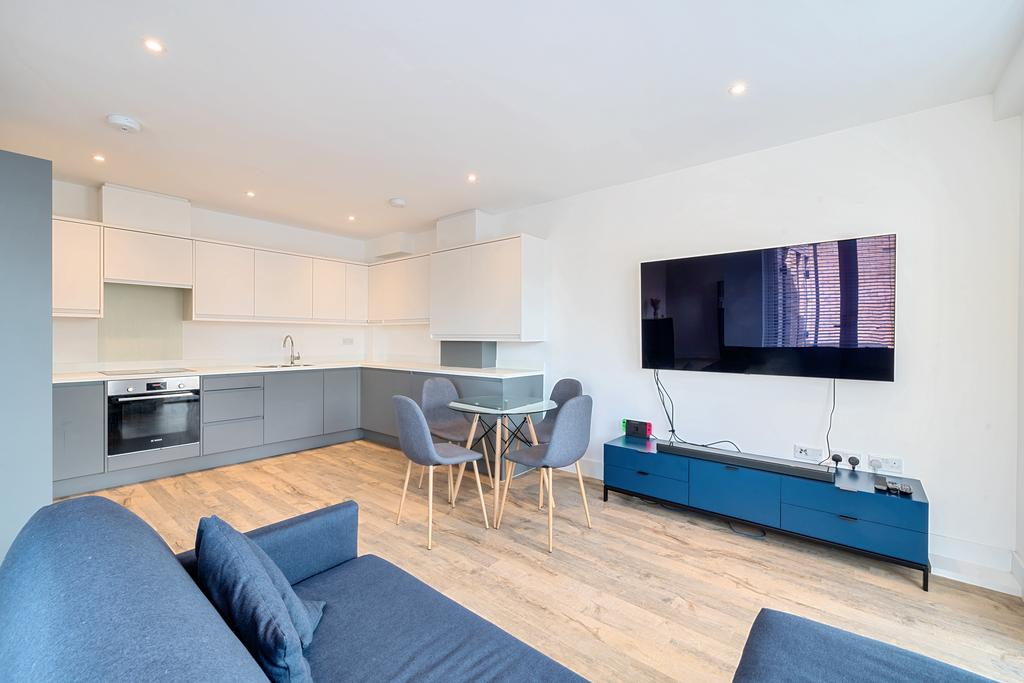 Apartment in London - View 5