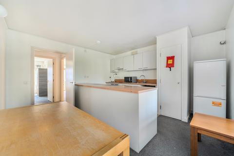 2 bedroom flat to rent, John Harrison Way London SE10